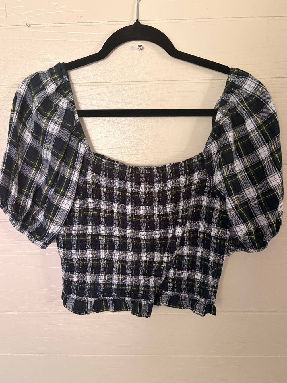 American Eagle Plaid Tartan Puff Sleeve Smocked Crop Top - Navy Yellow M